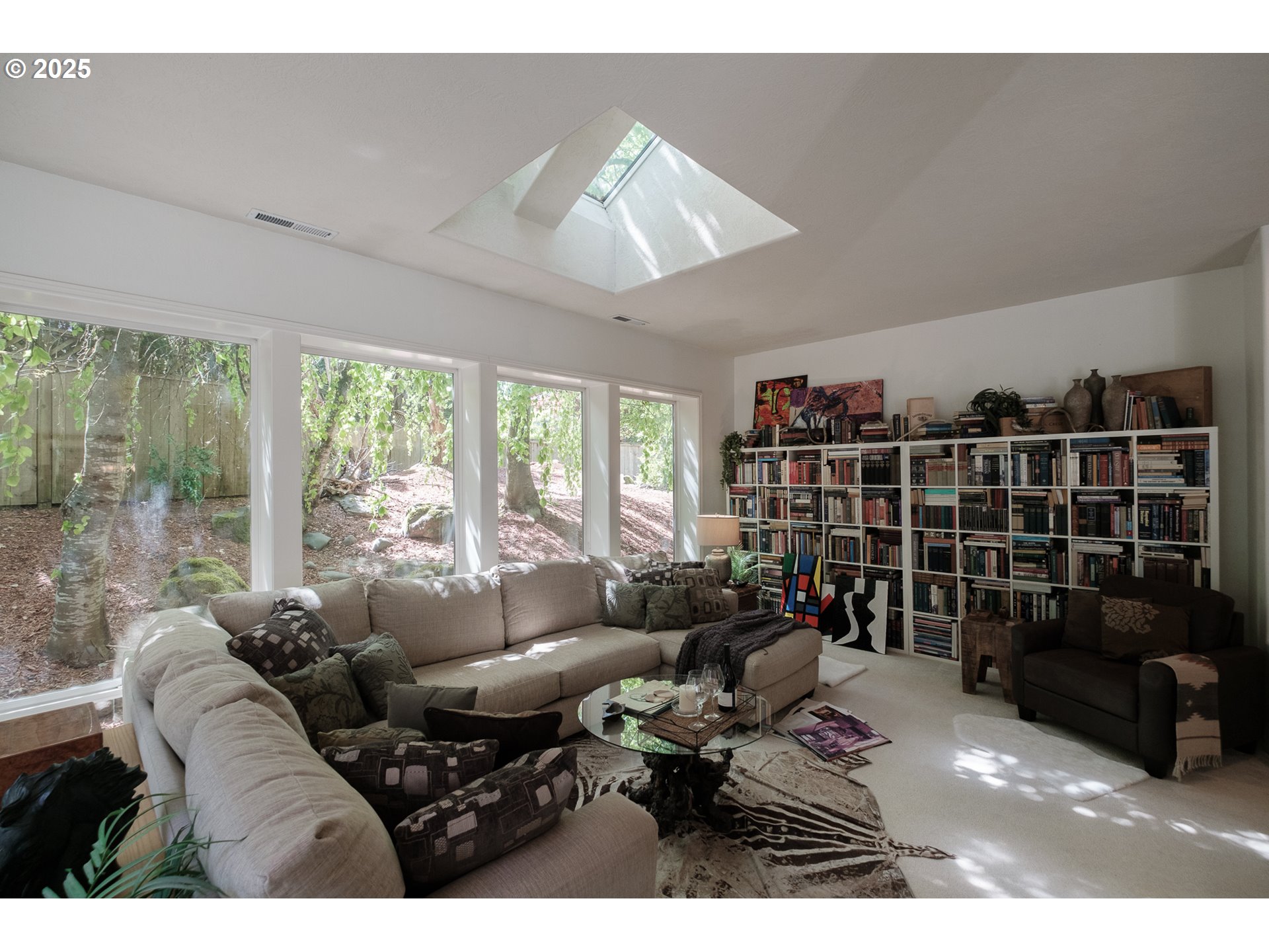 Salem, Oregon 97306, United States, 3 Bedrooms Bedrooms, ,2 BathroomsBathrooms,Residential,Active,120226