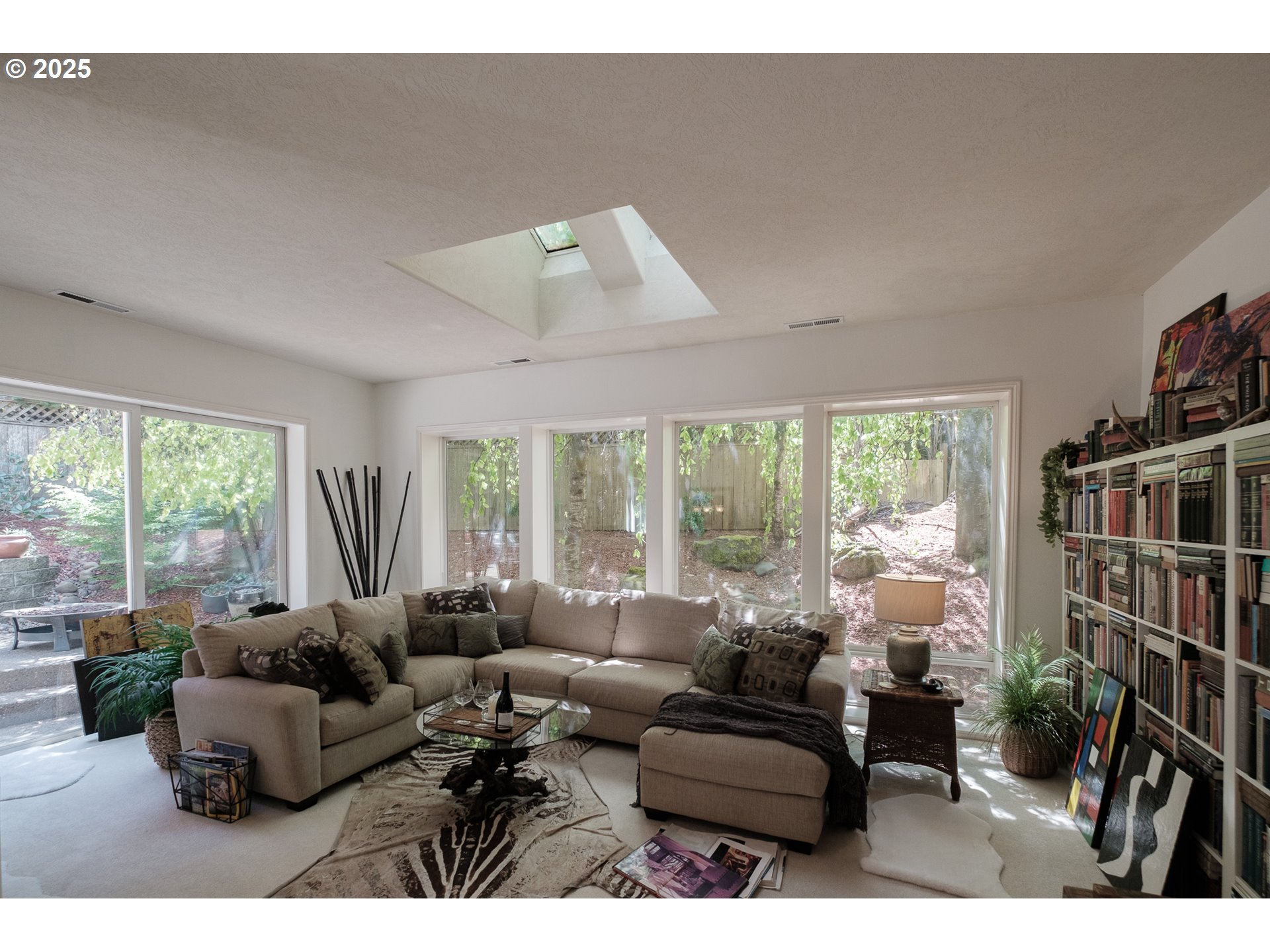 Salem, Oregon 97306, United States, 3 Bedrooms Bedrooms, ,2 BathroomsBathrooms,Residential,Active,120226