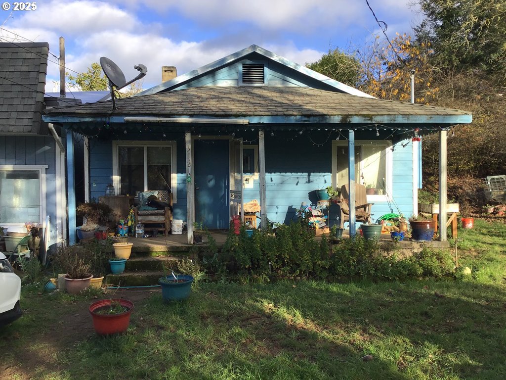 312 SE FRONT ST SE
