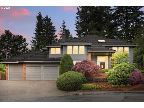 1324 STONEHAVEN DR West Linn OR 97068