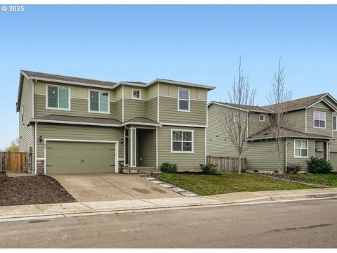 862 BEAR CREEK DR Molalla OR 97038