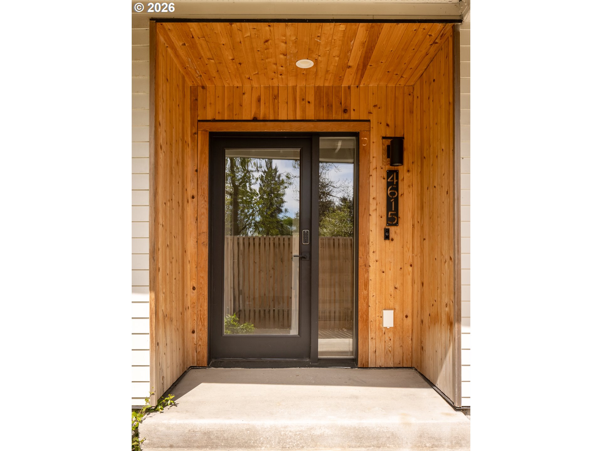 4615 N CAMPBELL AVE