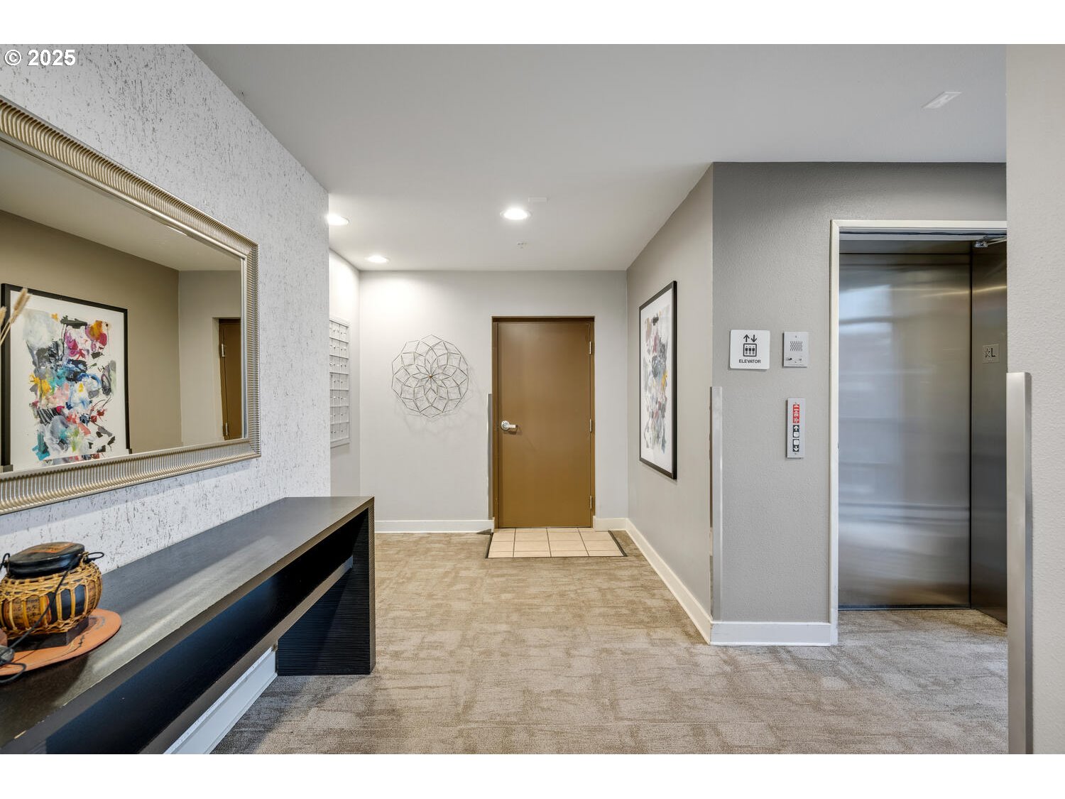 2327 NW NORTHRUP ST 12