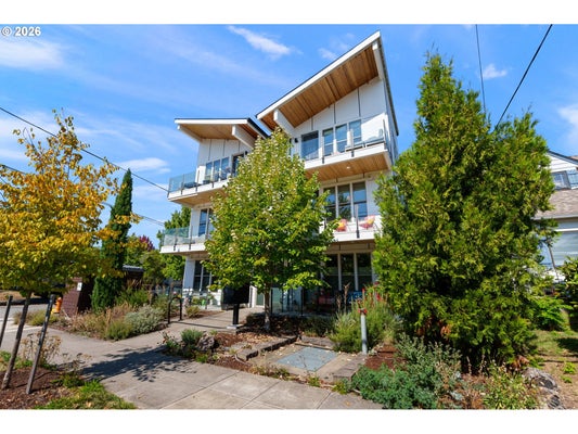 325 N EMERSON ST APT D, PORTLAND, OR 97217 - Image 36283f1d8da9f3f4bc54ad301e5e39ba/739333715