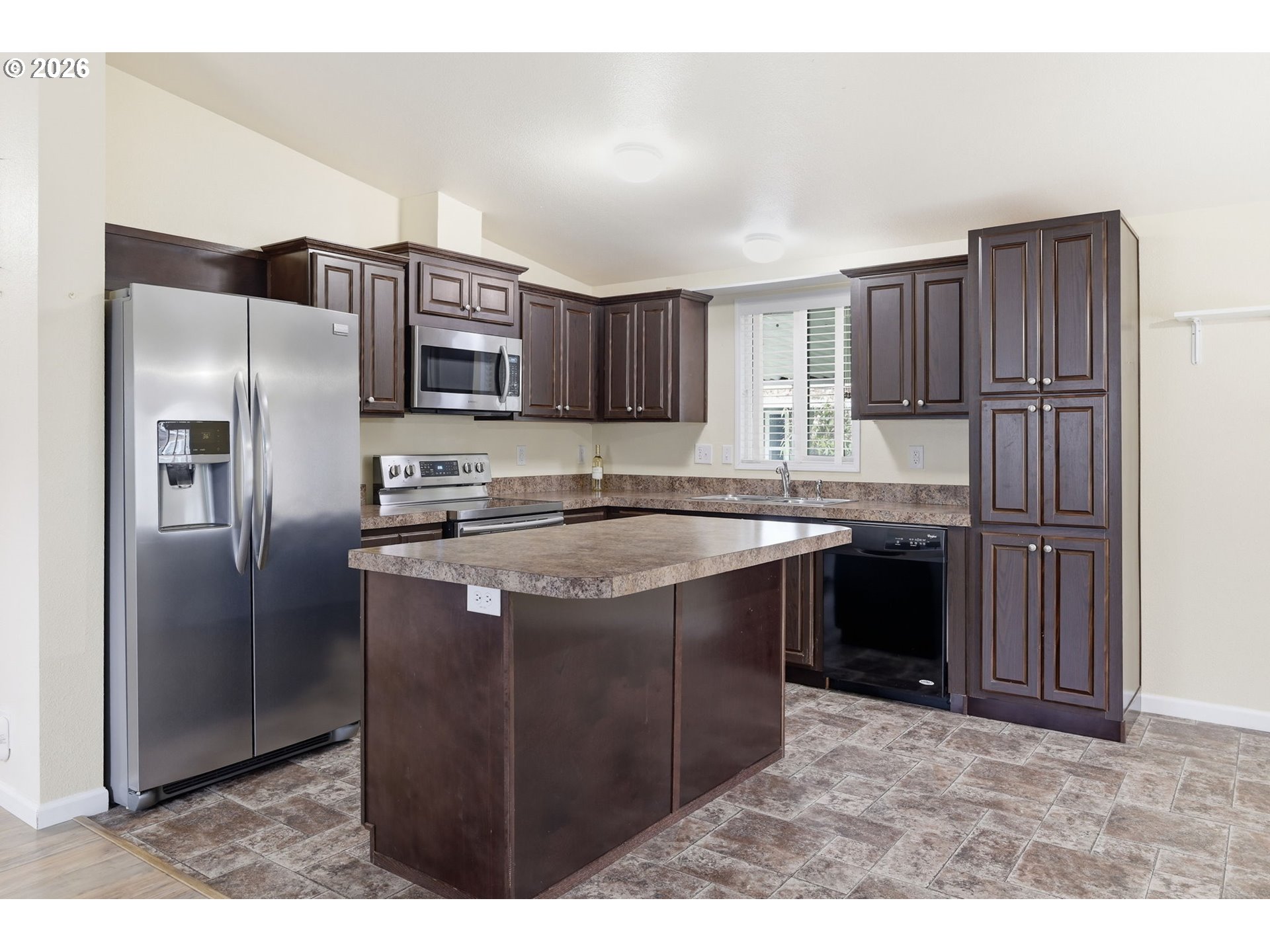 1475 Green Acres RD 150