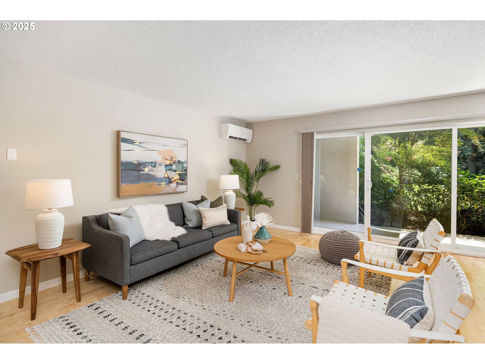 2393 SW PARK PL 106