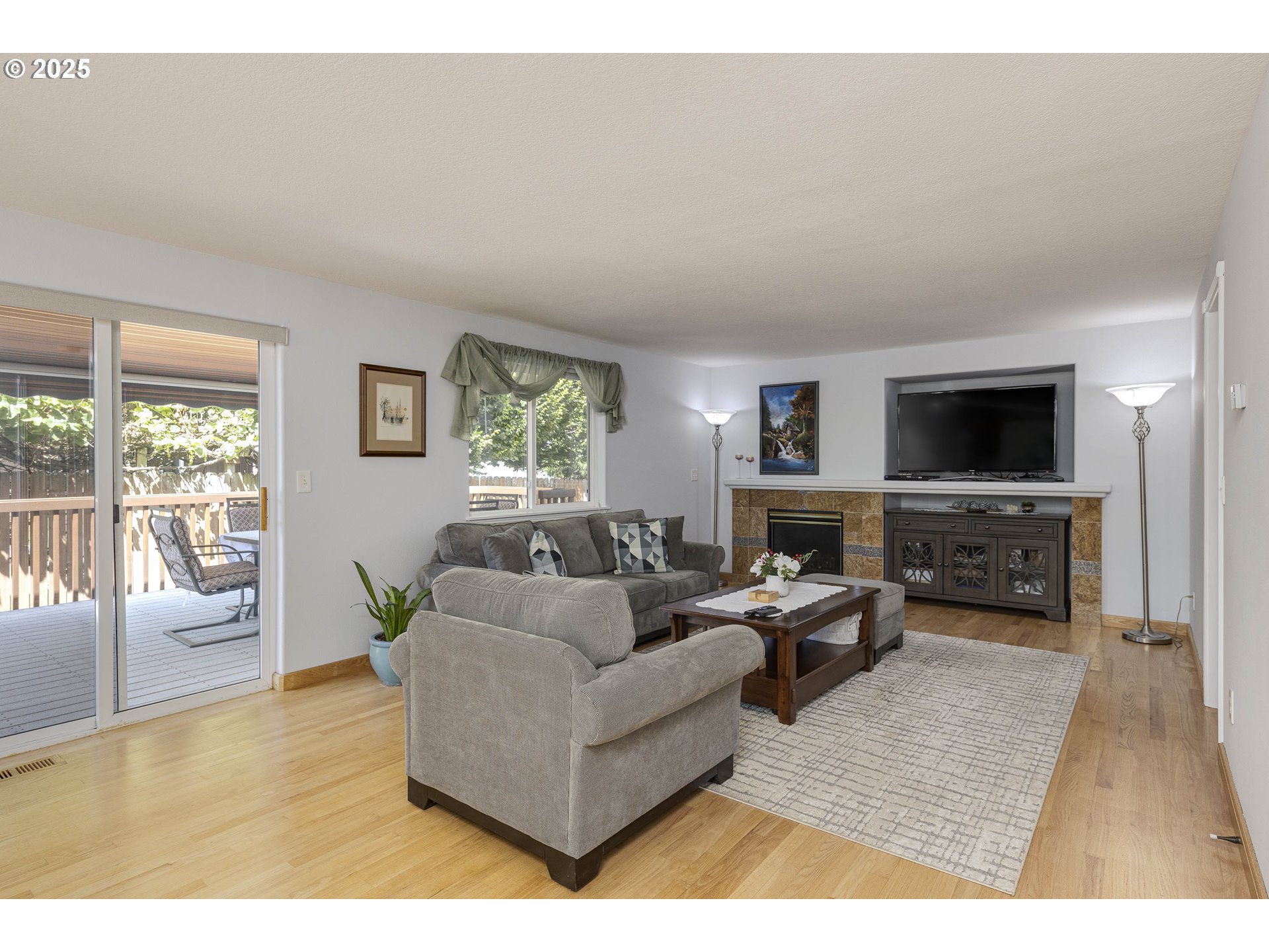 3205 SE HAMPTON LOOP