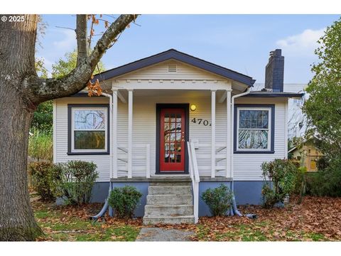 4704 SE MADISON ST Portland OR 97215