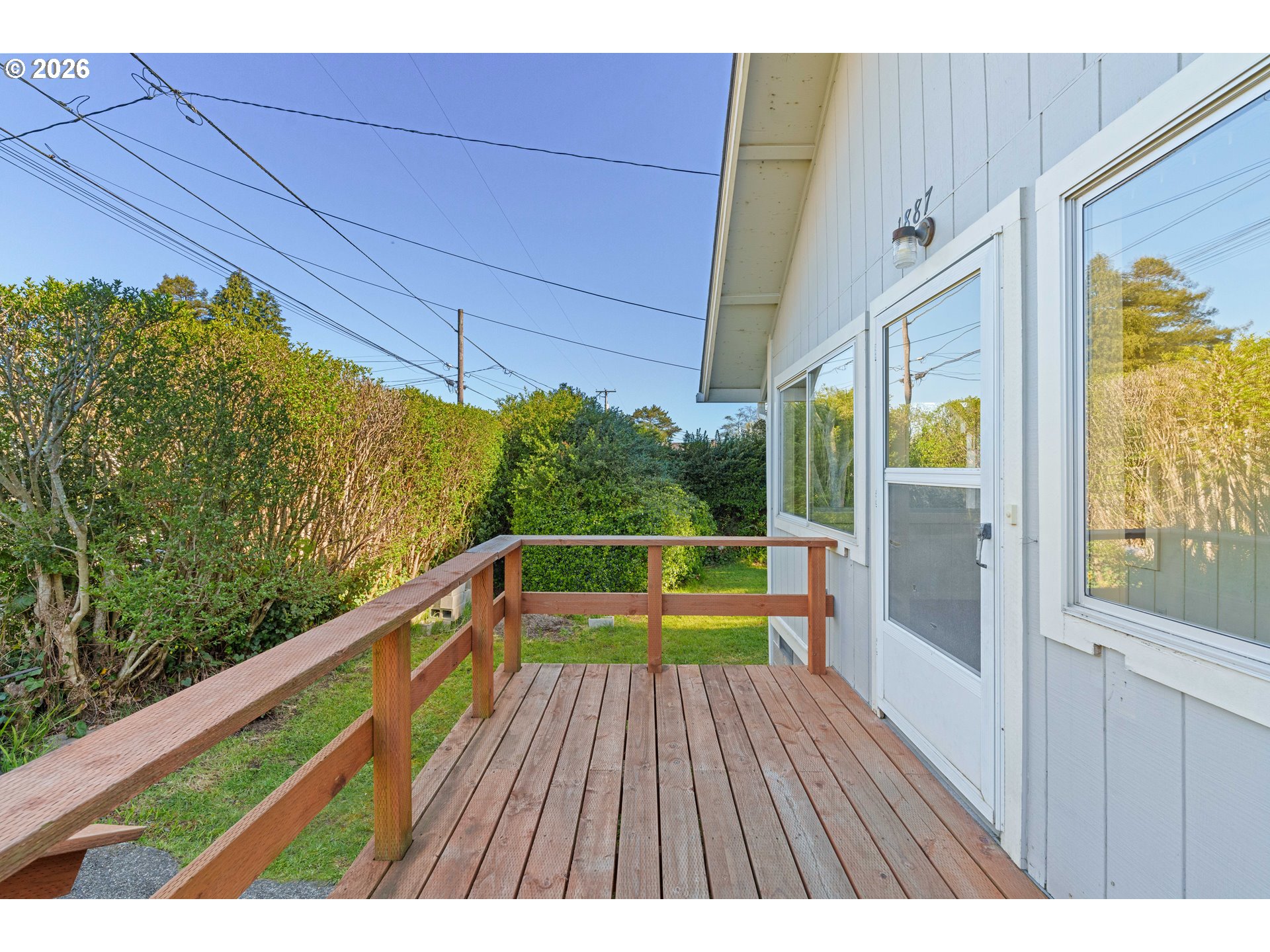 Madrona ST