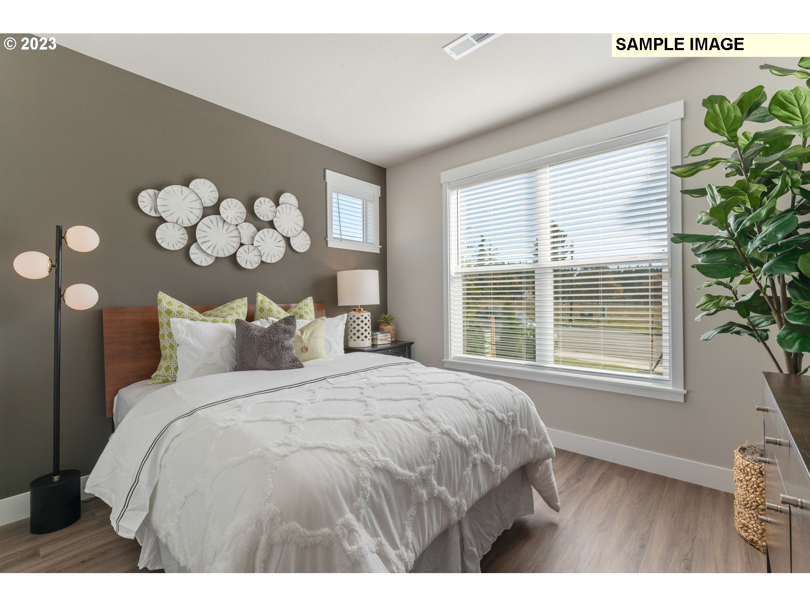 5533 N 94TH AVE Lot 248