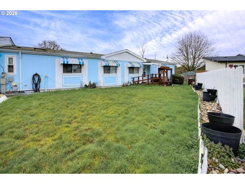 800 MATHIAS CT Molalla OR 97038