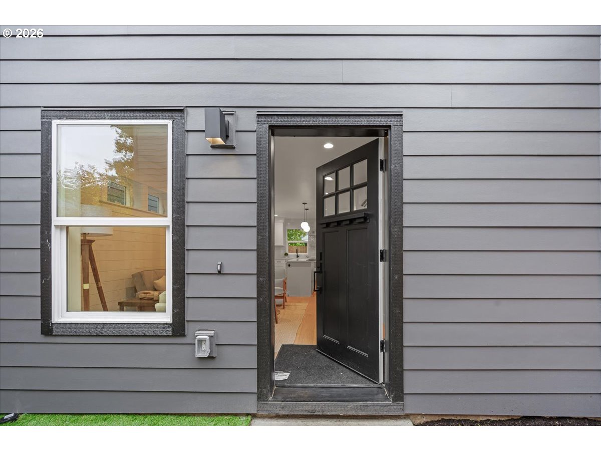 4234 SE YAMHILL ST 2