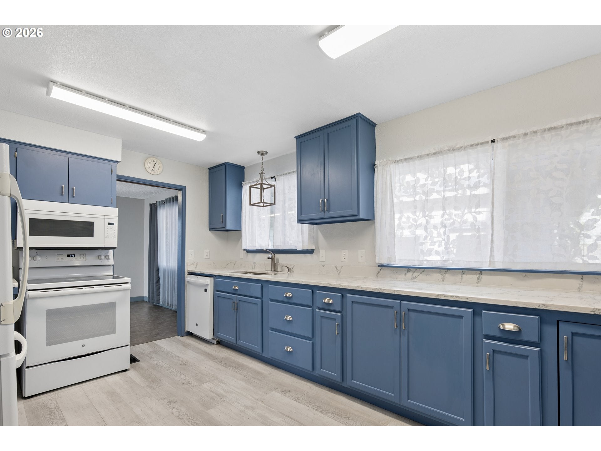 389 MAXWELL RD