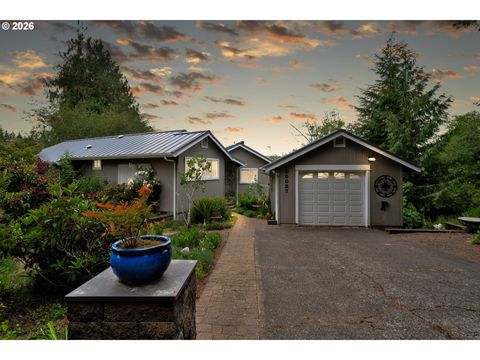 6027 VIEW LOOP Florence OR 97439