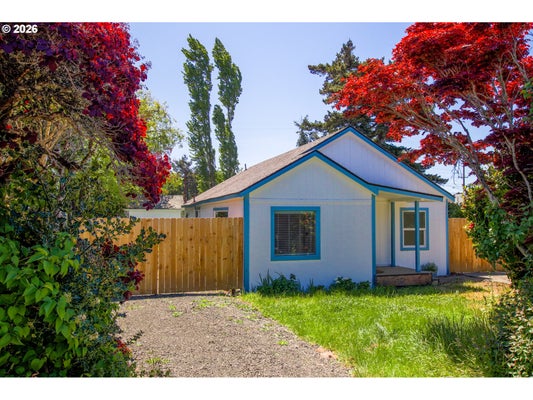 1860 30TH ST, FLORENCE, OR 97439 - Image 36d0b75e50eae5bd31445ff13c04e00b/2422571436