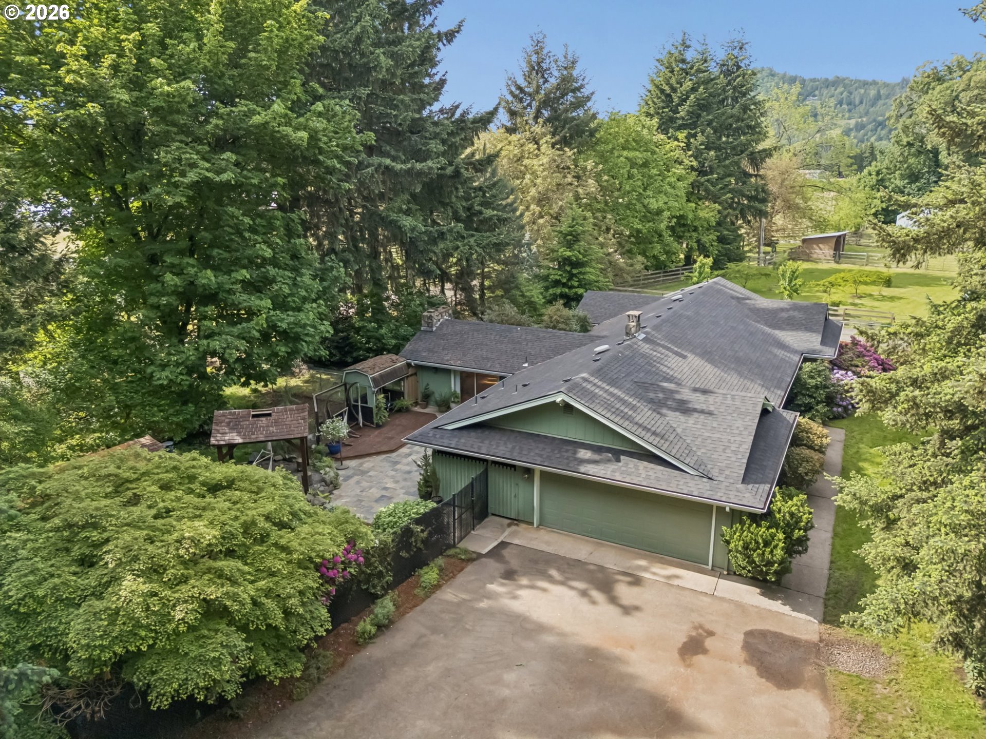 33670 MCKENZIE VIEW DR