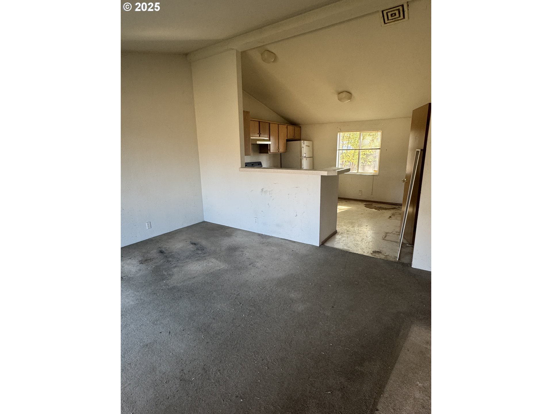400 N Mill ST 1
