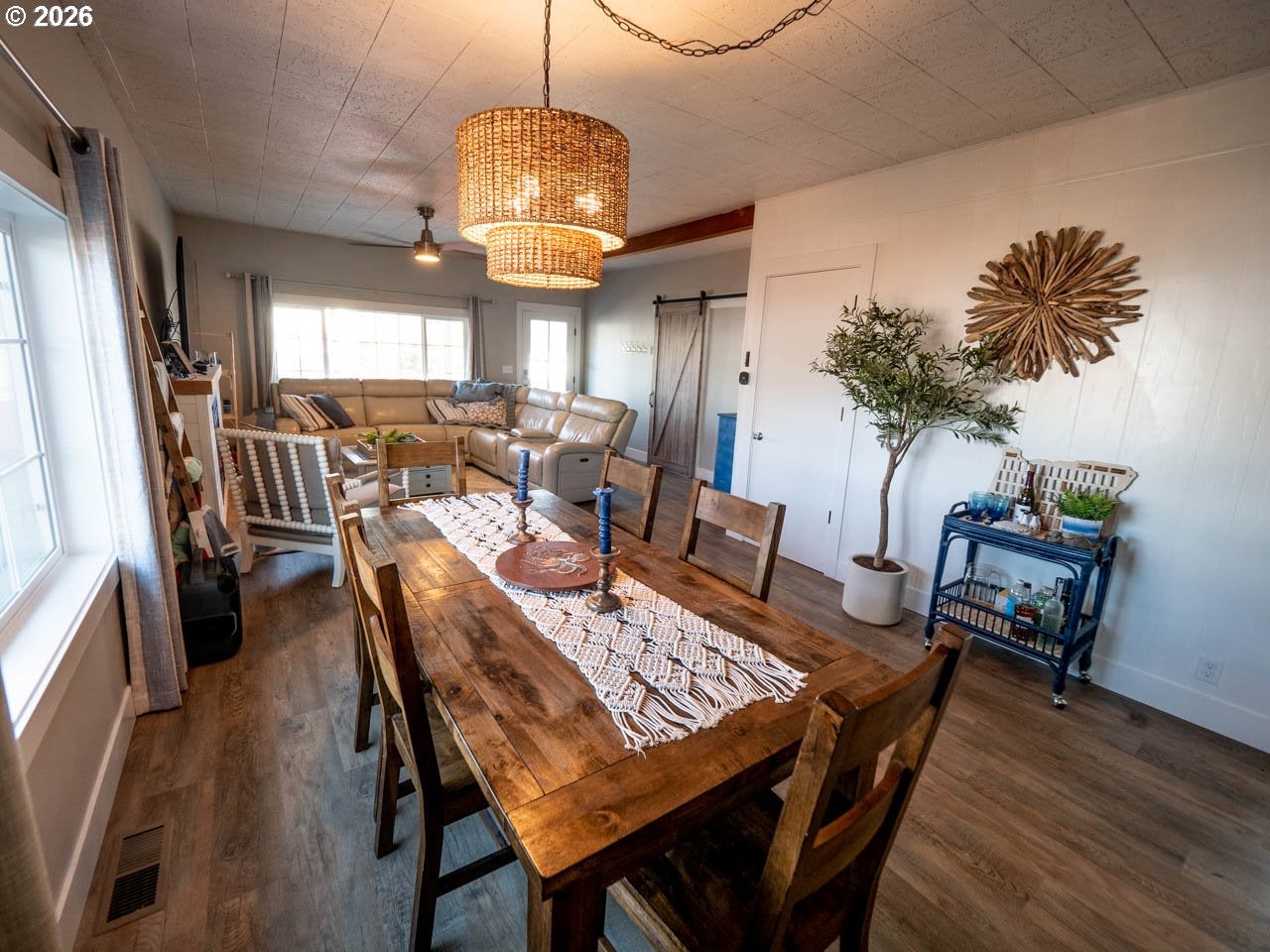211 LEWIS AND CLARK WAY