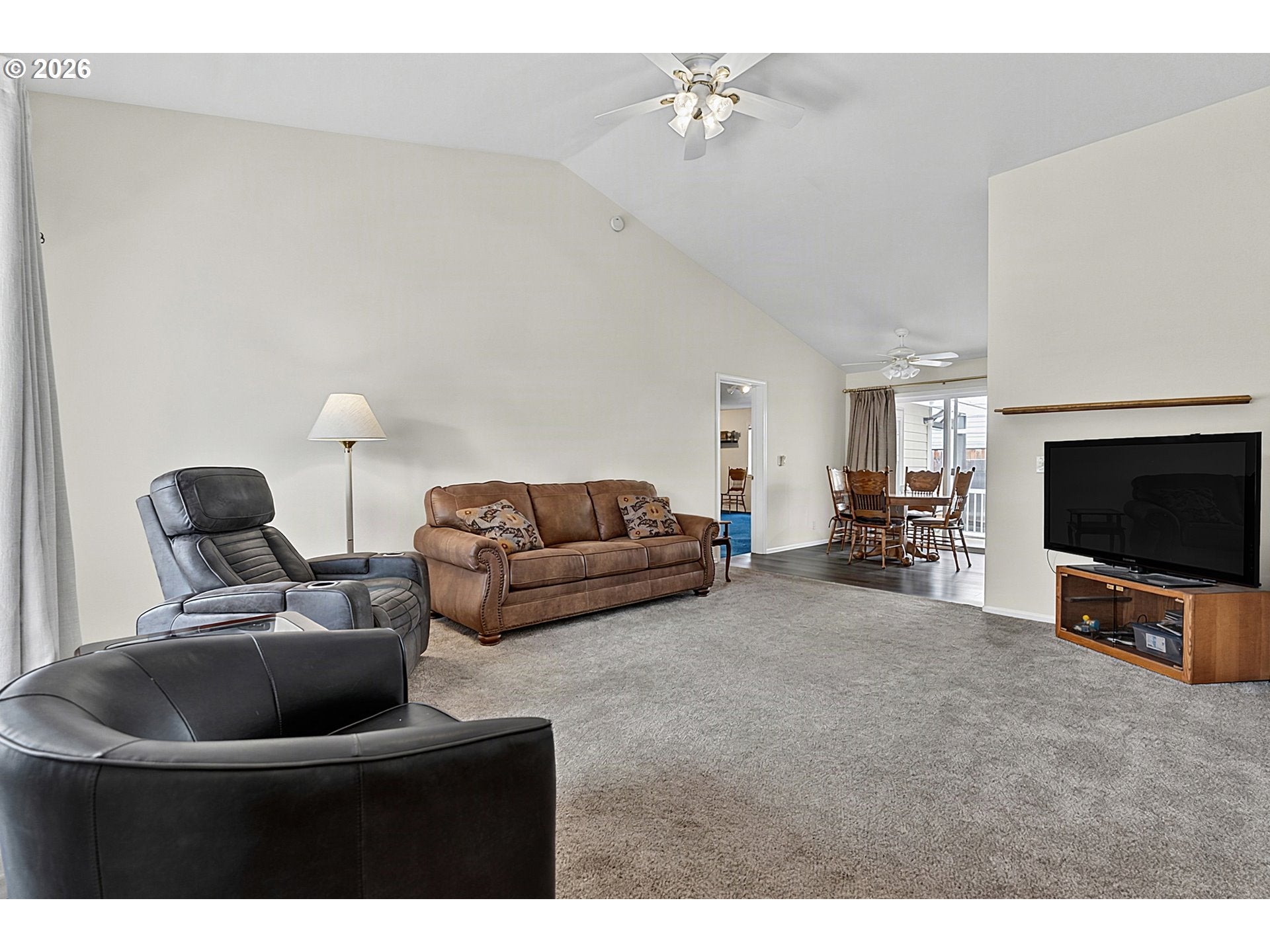 225 GRIZZLY AVE