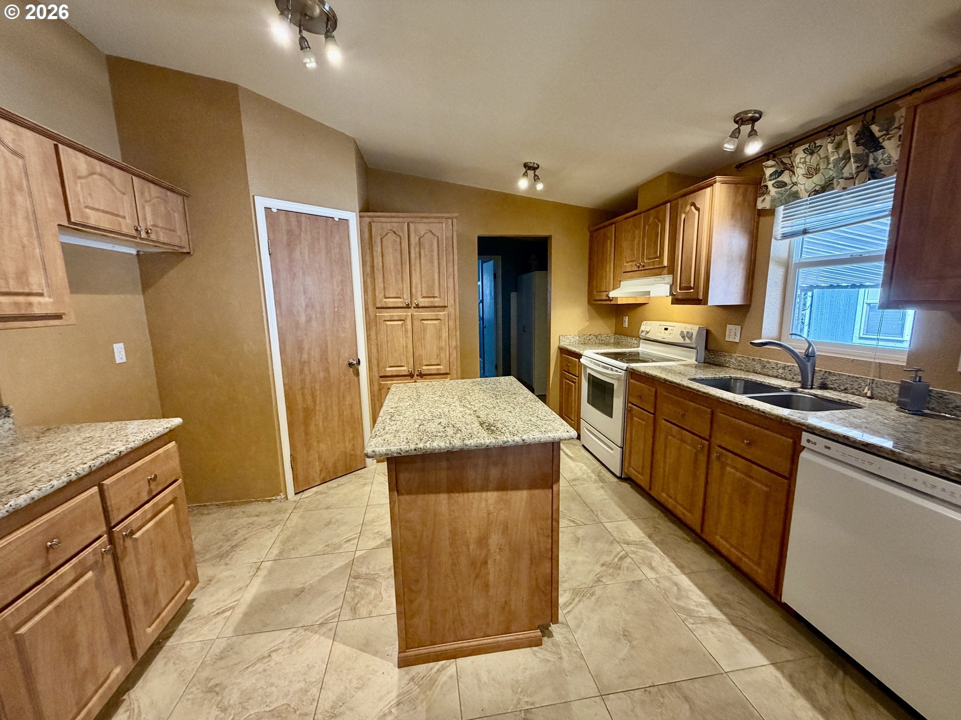 1699 N TERRY ST 111
