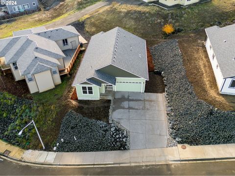 A home in Roseburg