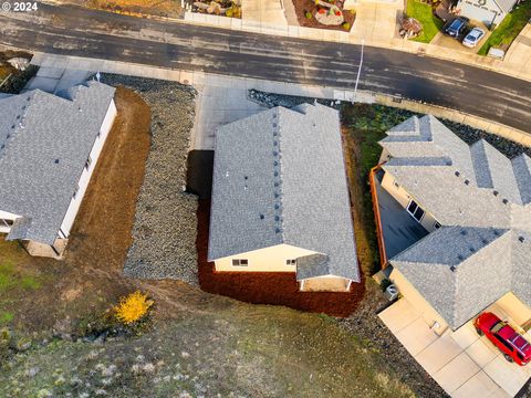 A home in Roseburg