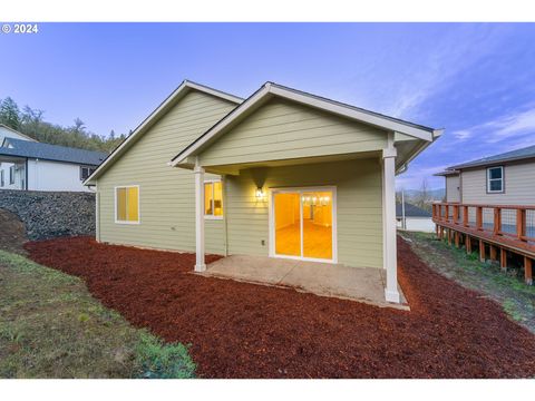 A home in Roseburg