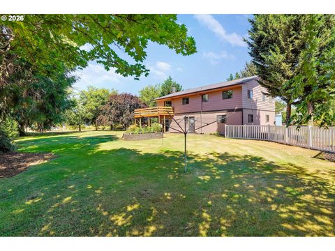 8748 ENCLID ST Salem OR 97305