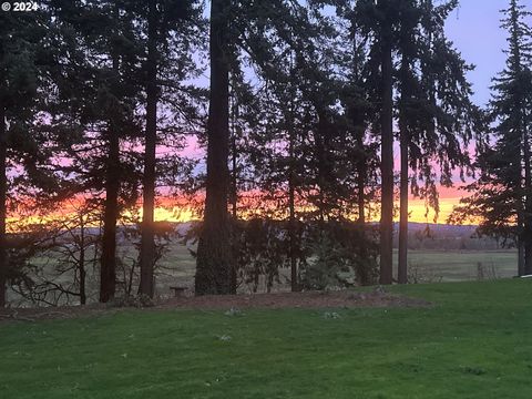 A home in Keizer