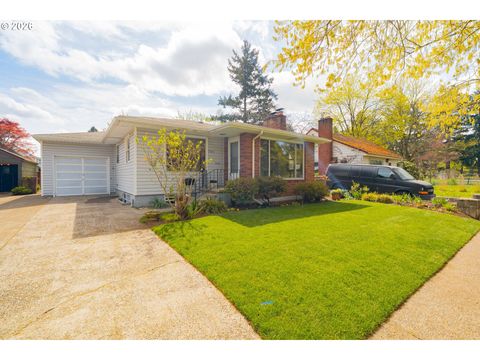 5026 SE INSLEY ST Portland OR 97206