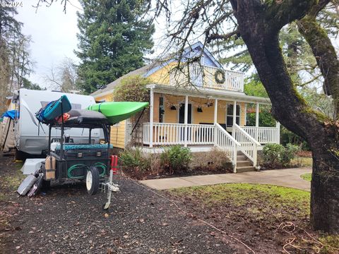 A home in Cottage Grove