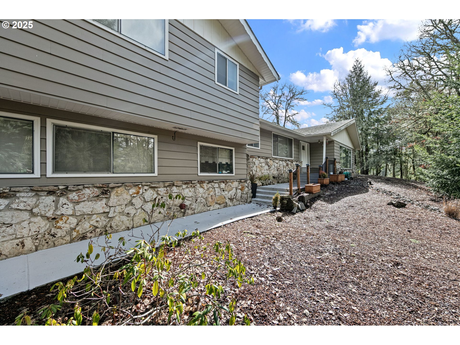 86681 Pine Grove RD