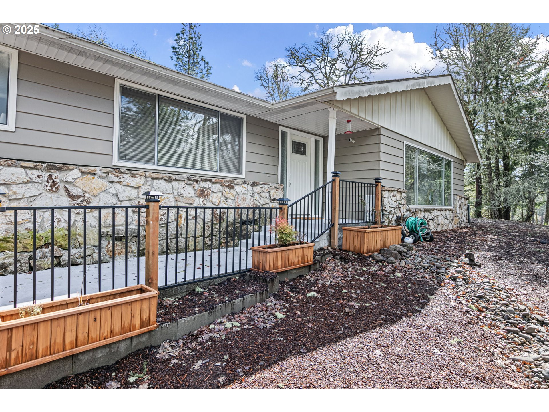 86681 Pine Grove RD