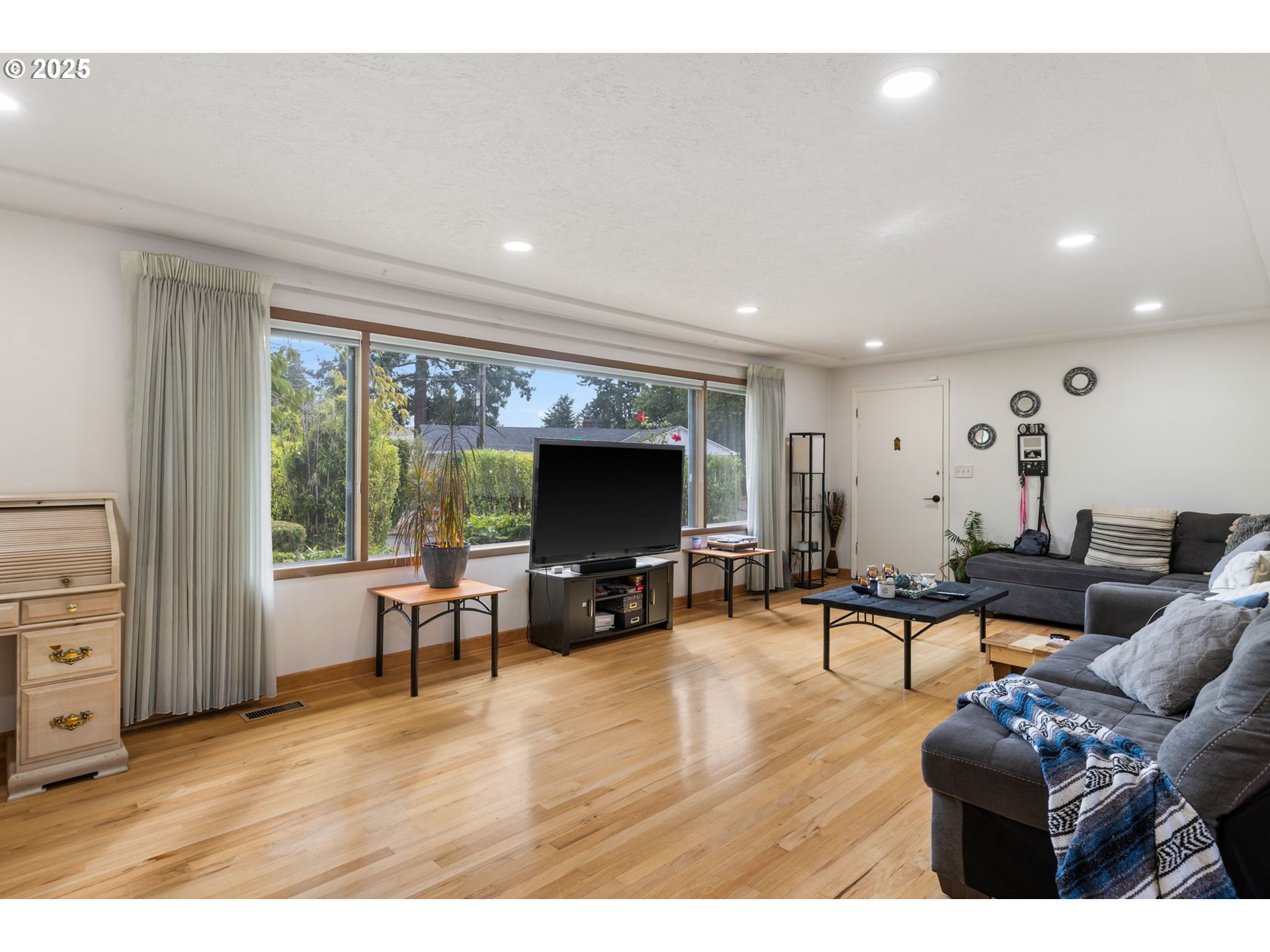 415 NE 116TH PL