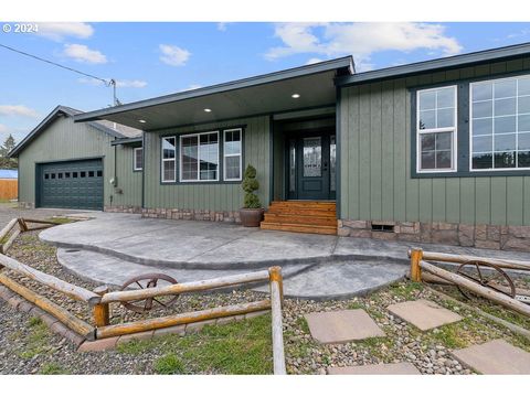 A home in Prineville