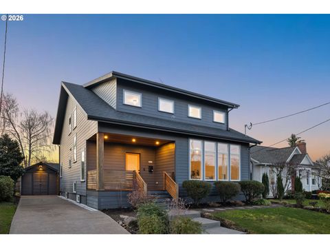 3419 NE CESAR E CHAVEZ BLVD Portland OR 97212