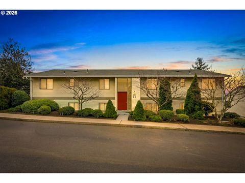 12088 SW KING ARTHUR ST B King City OR 97224