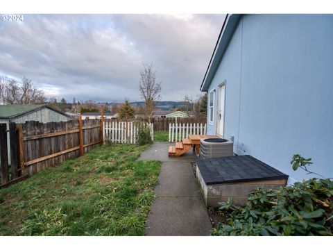 A home in Hood River