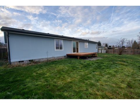 A home in Hood River