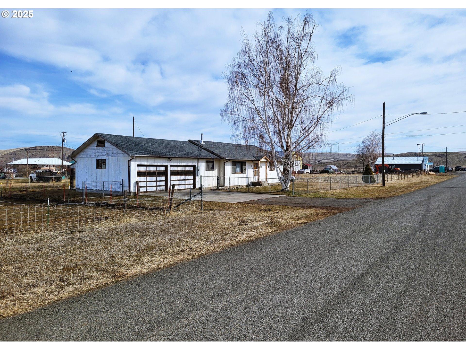 Listing image 1