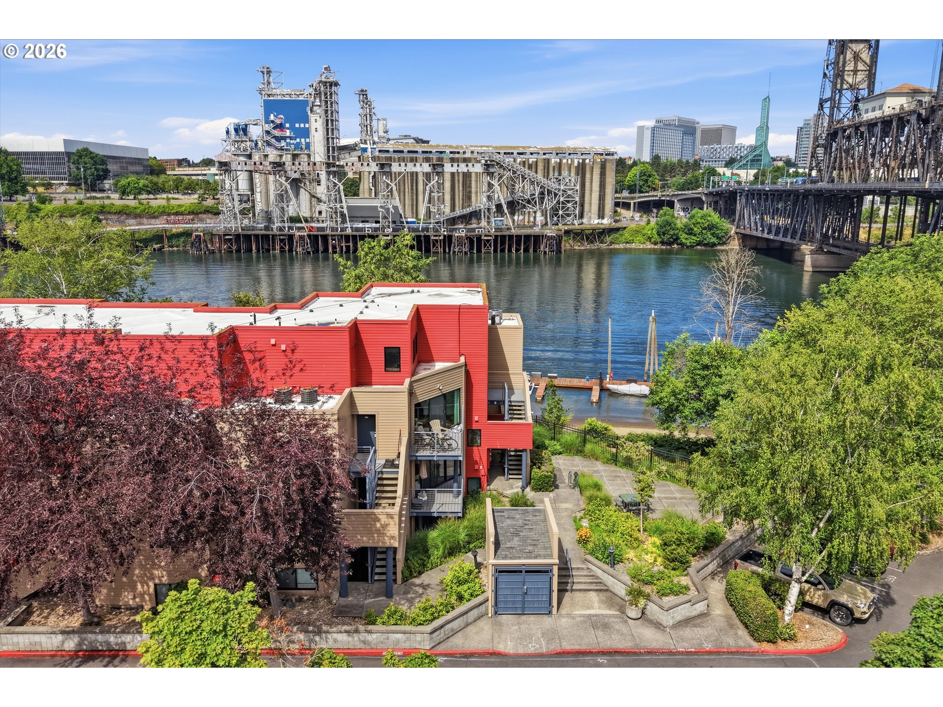 606 NW NAITO PKWY A9