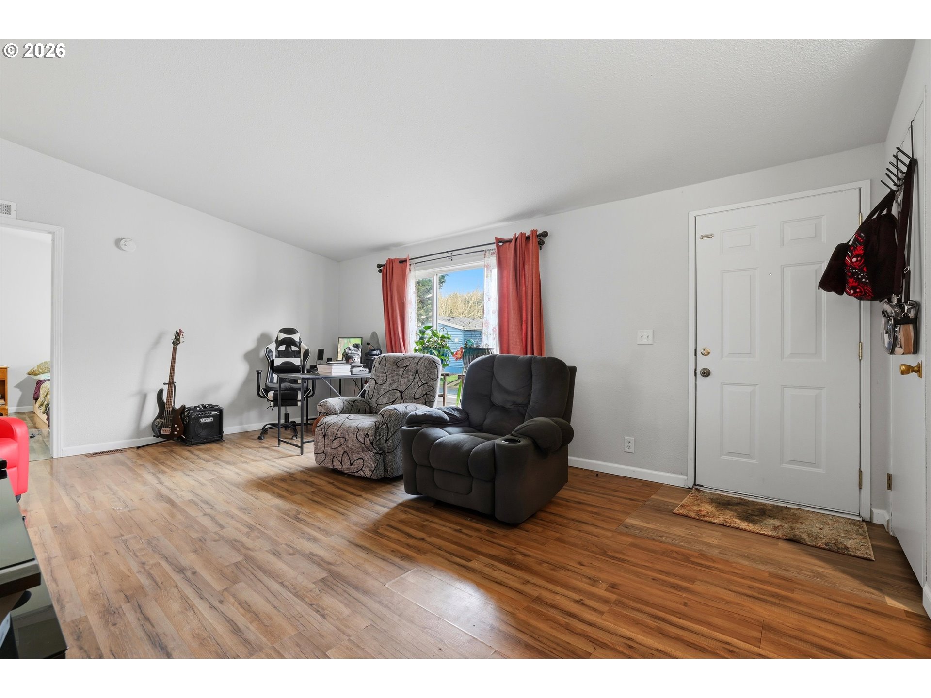 655 NE BURNETT RD 86