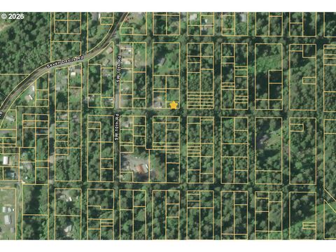 SW 9th ST Coos Bay OR 97420