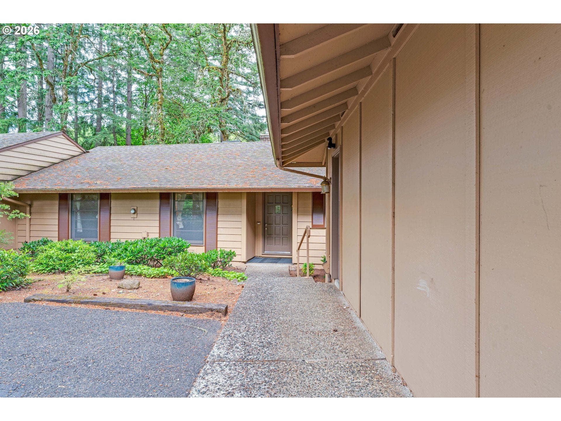 4321 WOODSIDE CIR