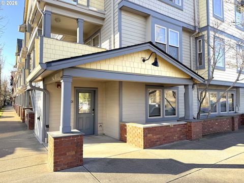 9837 NE IRVING ST 301 Portland OR 97220