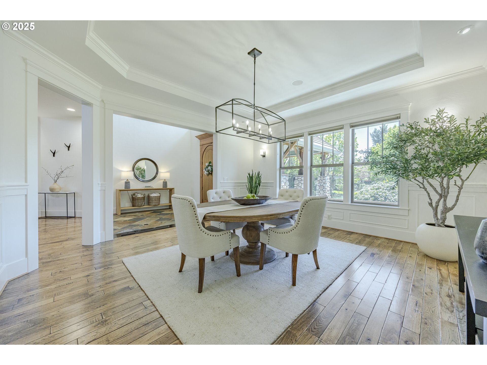 2892 RIVERWALK LOOP