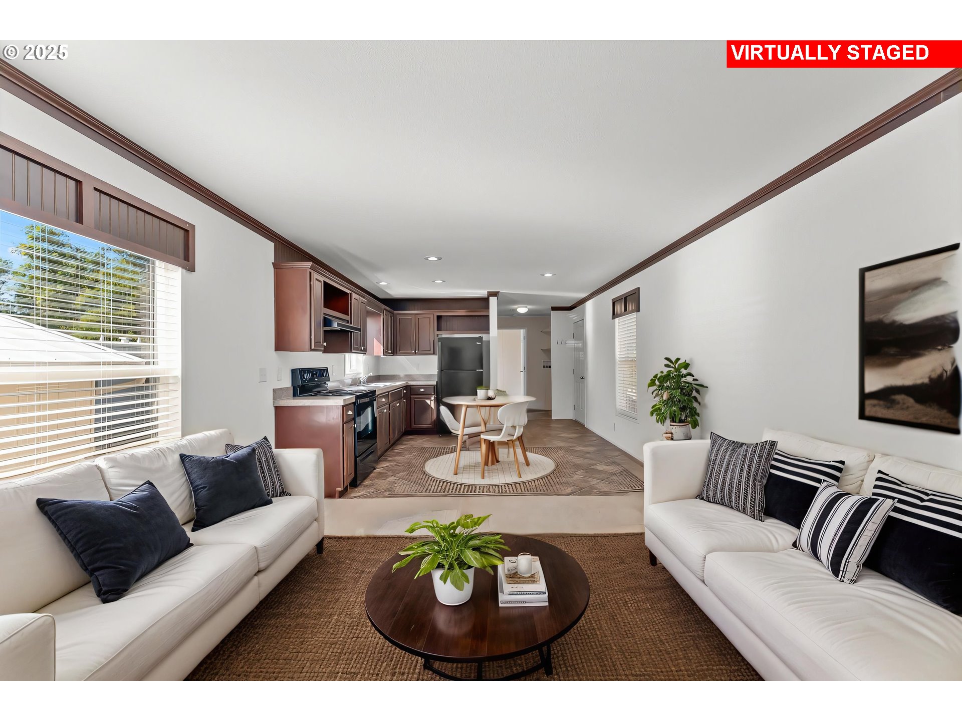 201 NE Peggy AVE 6