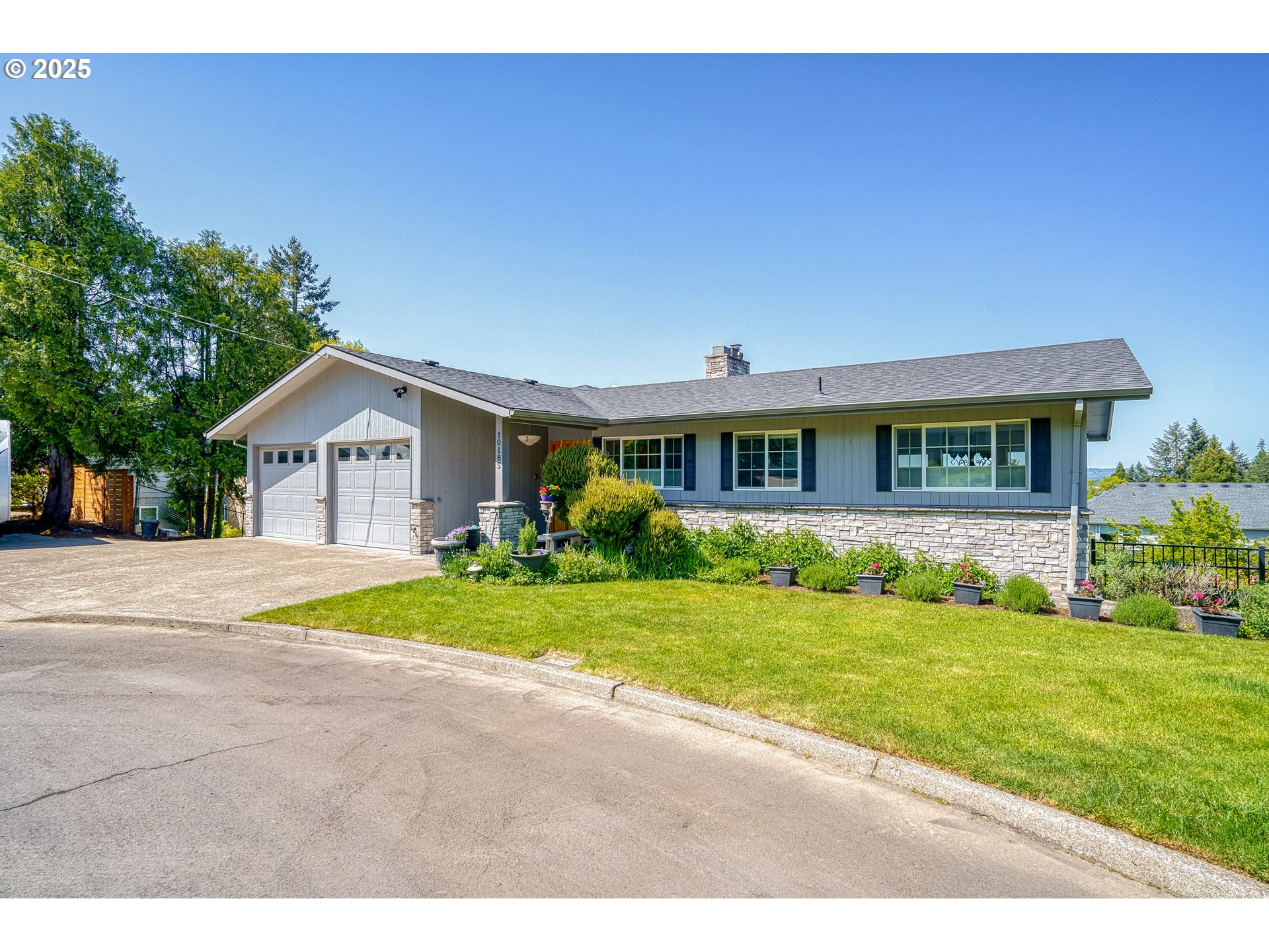 10185 SW VIEW TER