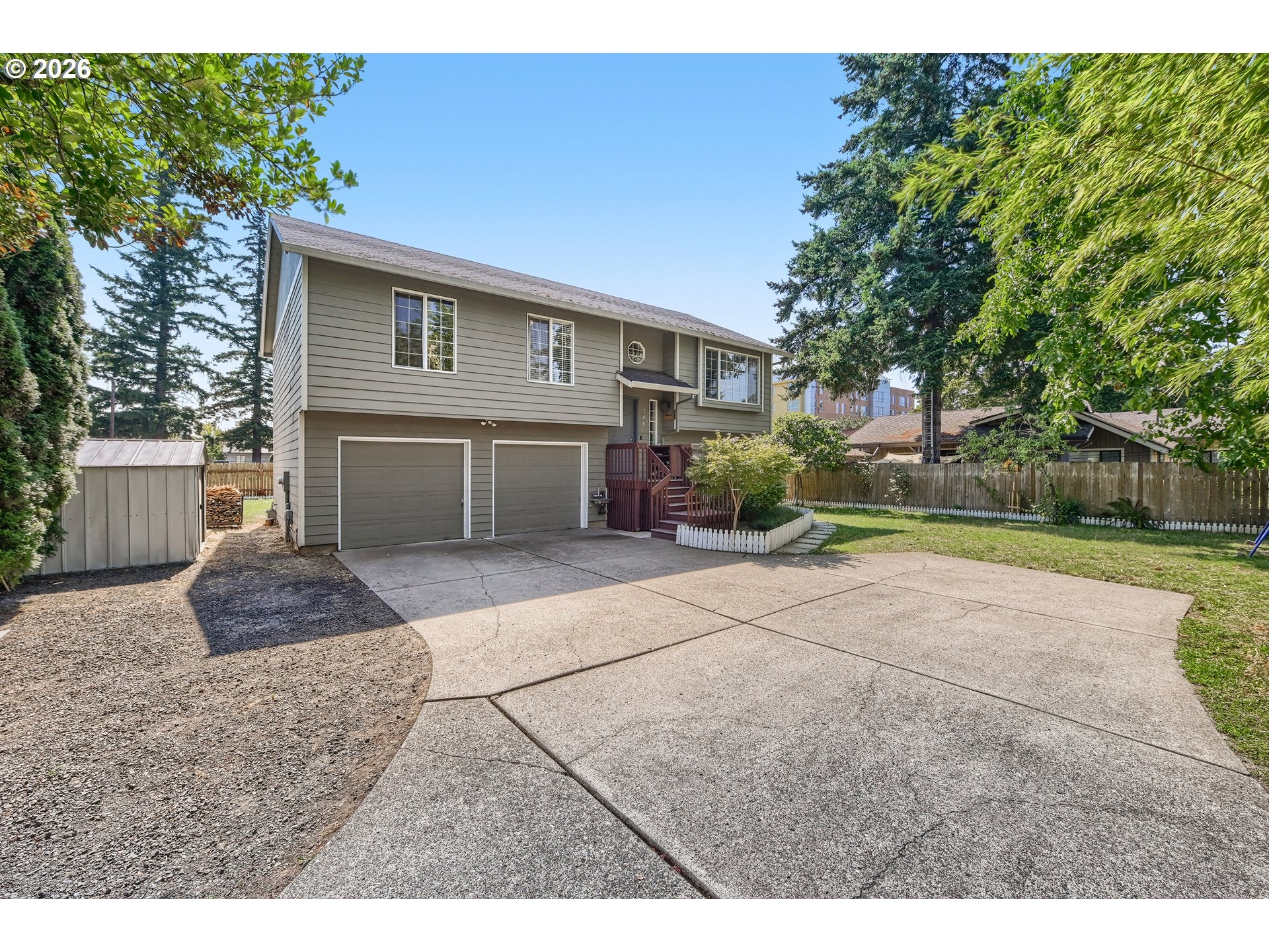 245 SE 193RD AVE