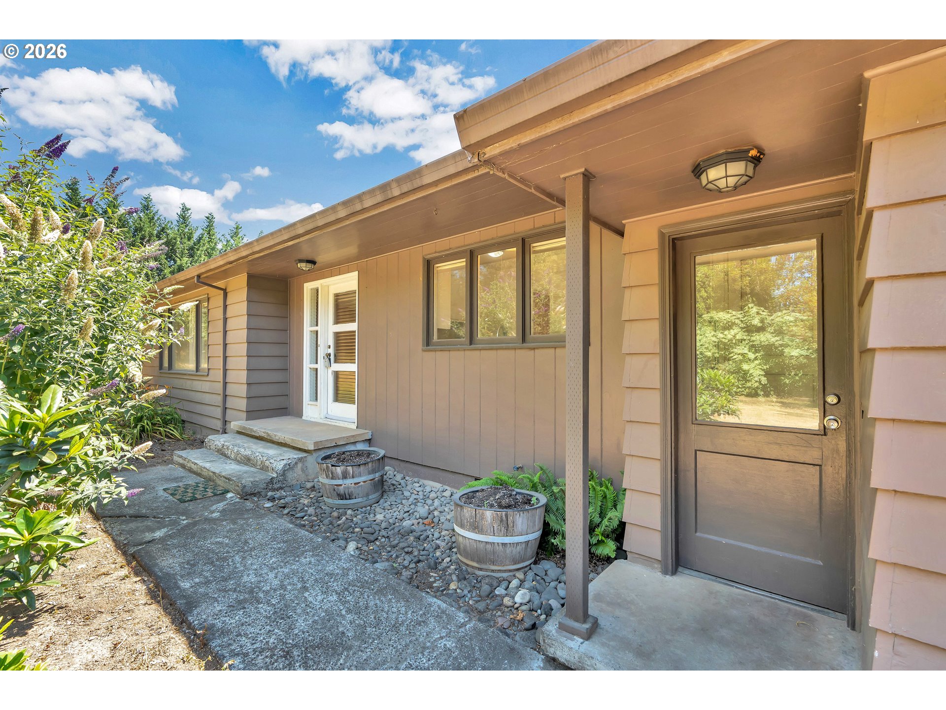 21076 NW Green Mountain RD